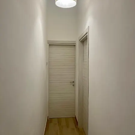 Apartment House Toledo *