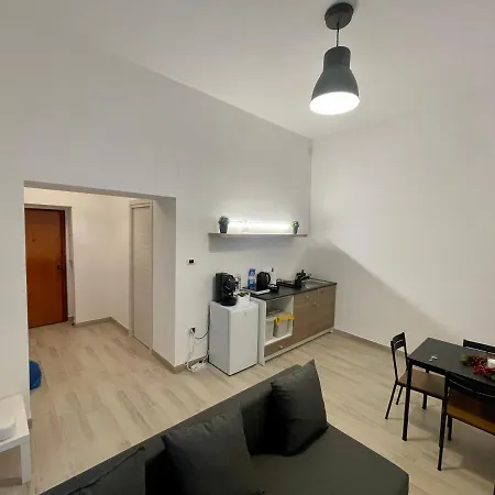 House Toledo 아파트 *